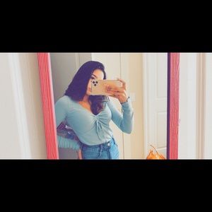 Meet your Posher, Alexis